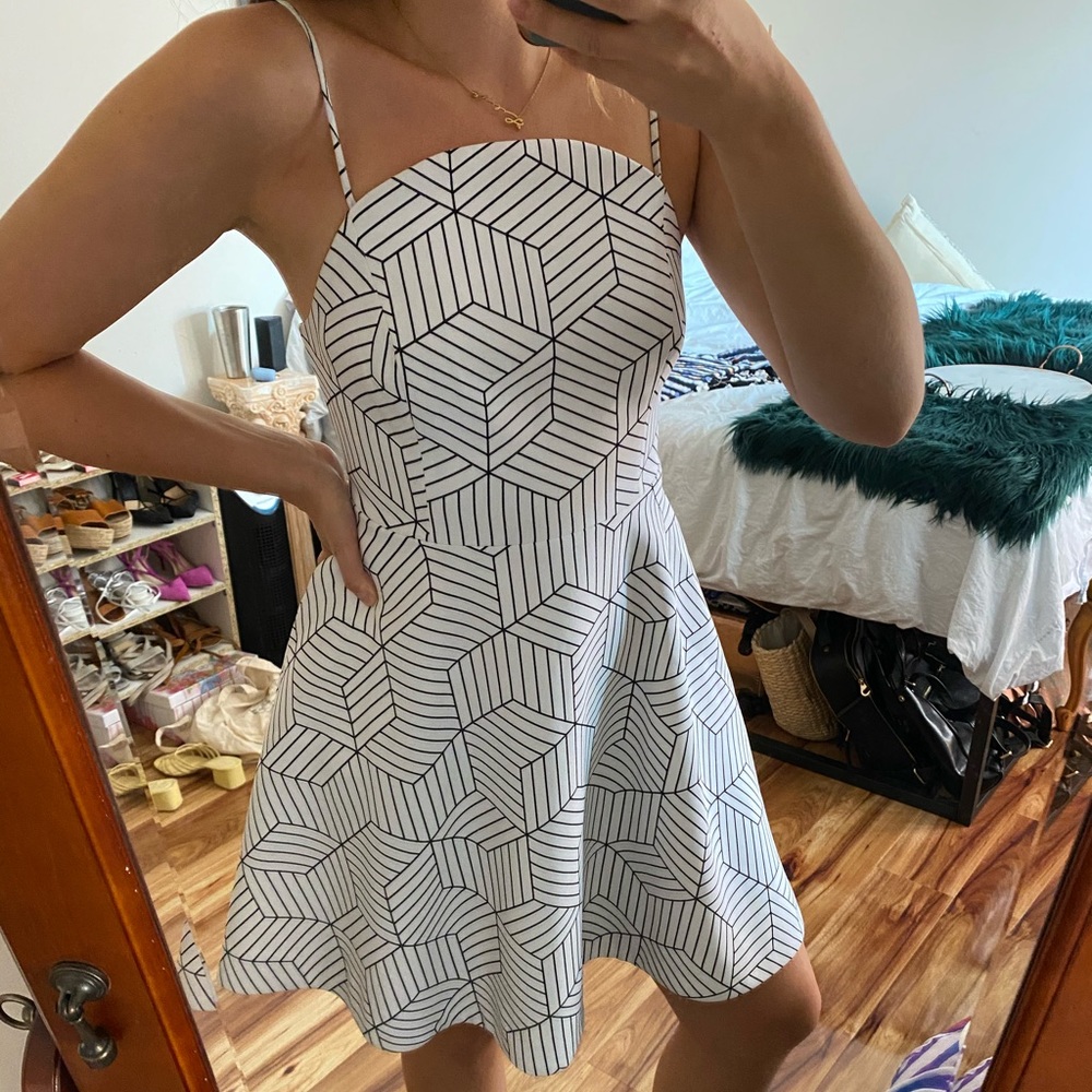Keepsake the label dress- size Medium